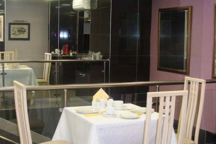 Dining Photos
