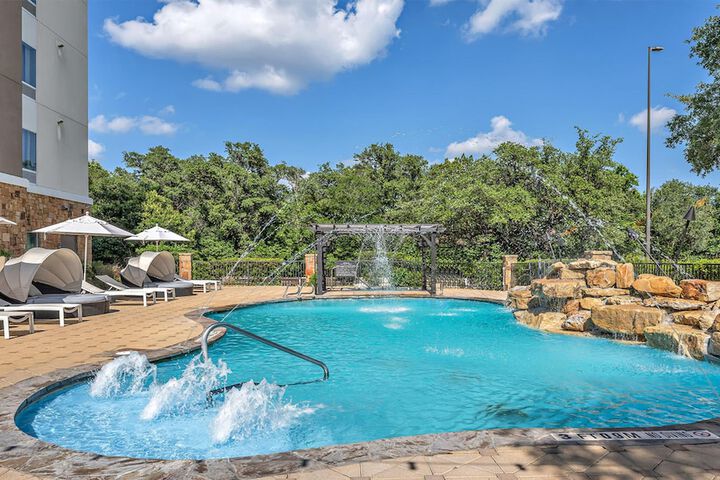 Pool 40 of 55