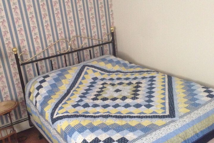 Room 2 of 12