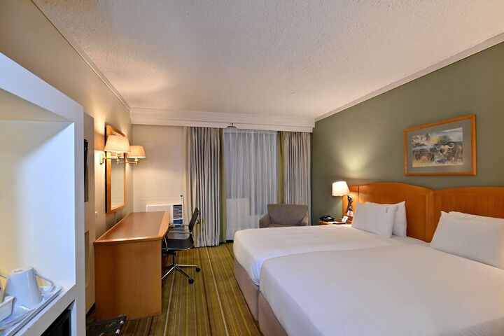 Room 42 of 128