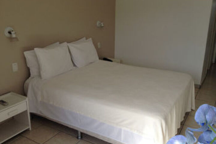 Room 15 of 44