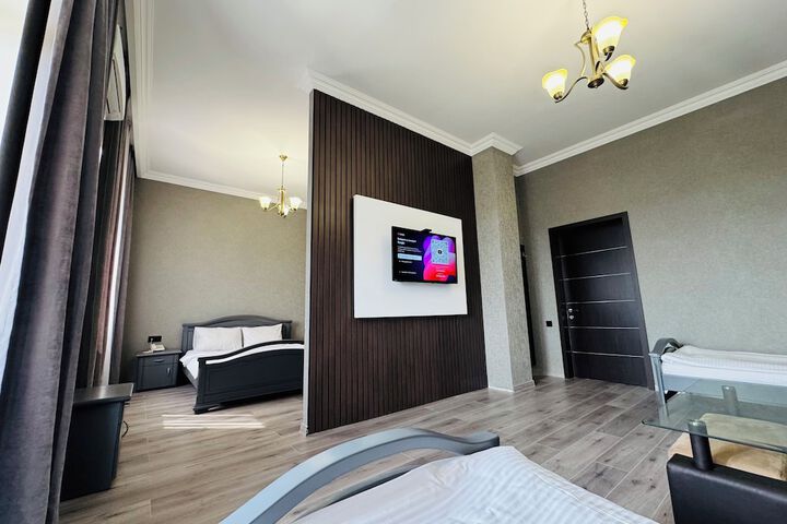 Room 26 of 45