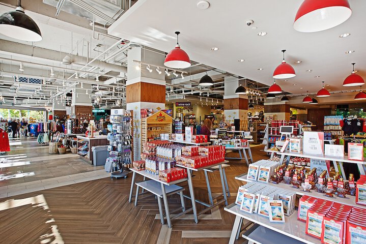 Shopping mall