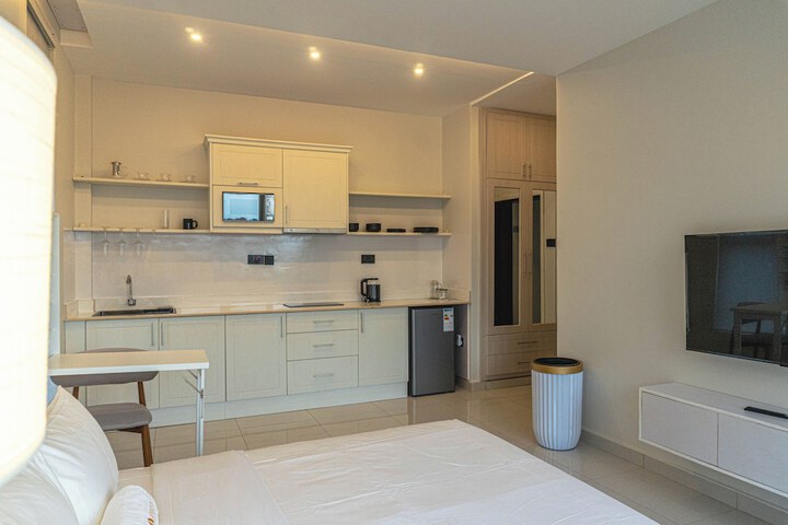 Room 9 of 38