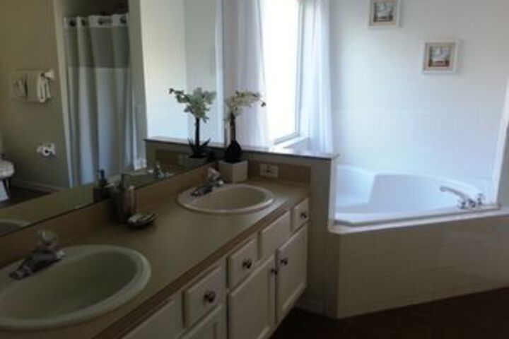 Room 21 of 268