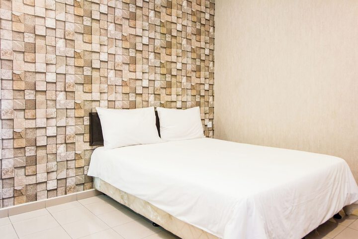 Room 8 of 39