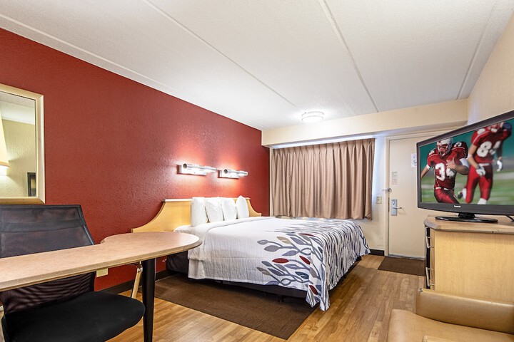 Standard | King Bed (10 of 22)