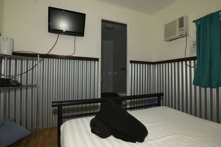 Room 11 of 39