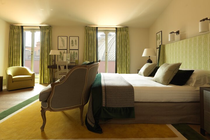 Room 194 of 533