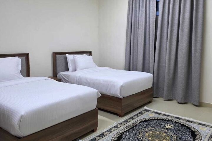 Image of 4R Golden Real Estate