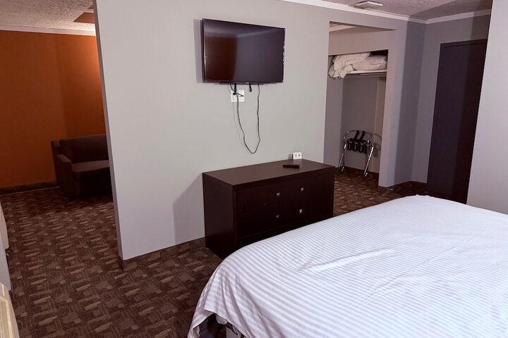 Room 18 of 31