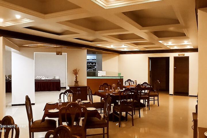 Dining 156 of 181