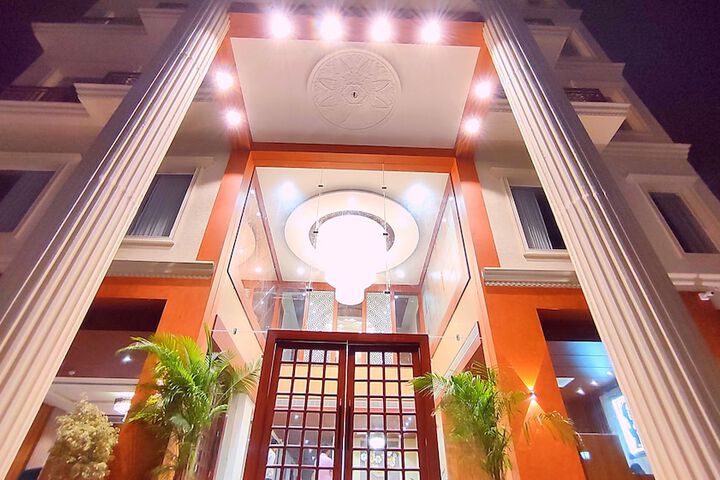 Hotel 86 of 102