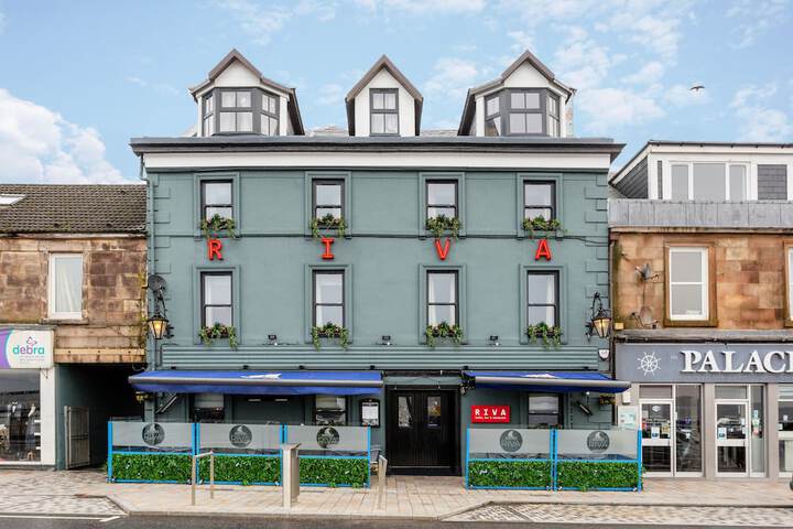 Riva Boutique Hotel &  Restaurant in Helensburgh