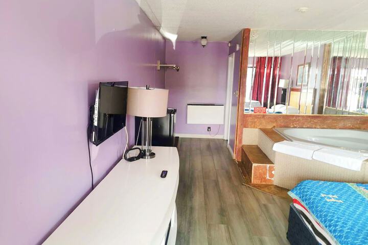 Room 2 of 19