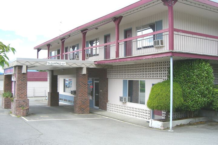 Hotel 38 of 42