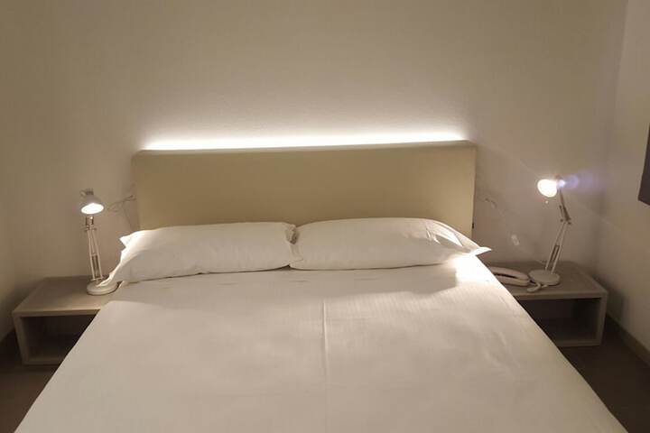 Room 8 of 59