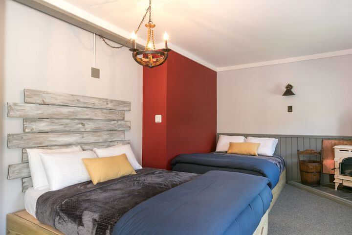 Room 21 of 114