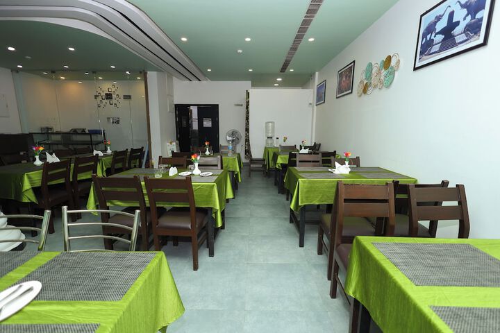 Dining 47 of 50