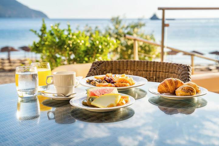 Breakfast/Coffee Service 127 of 171