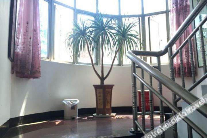 Hotel Interior 9 of 18