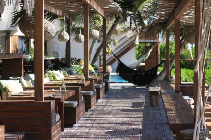 Sundeck 45 of 48