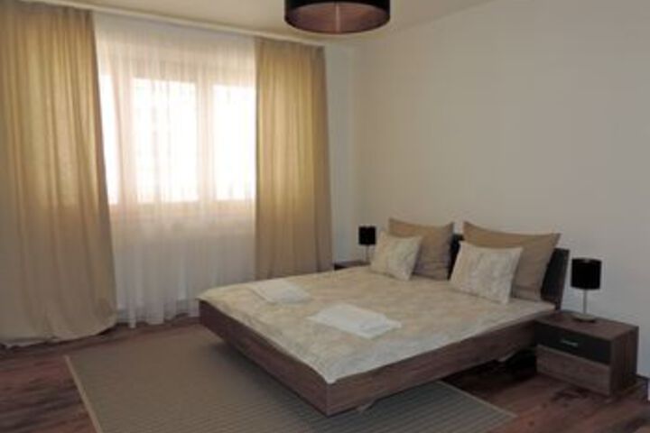 Room 11 of 71