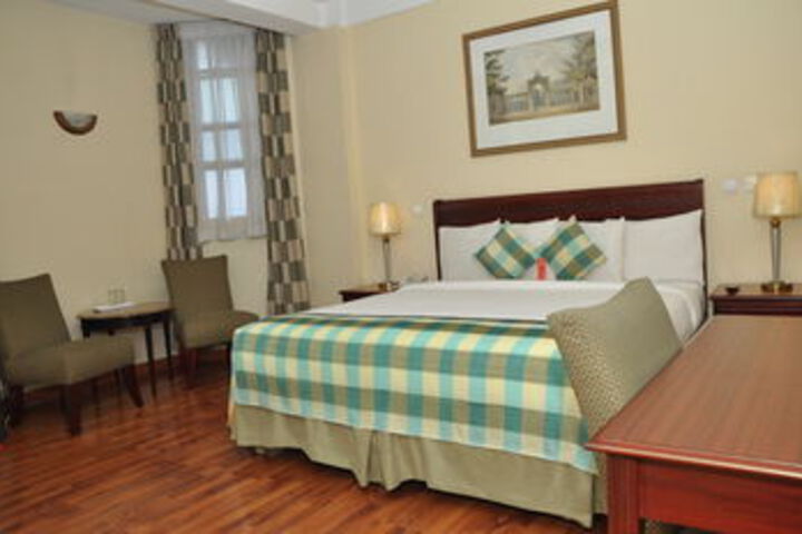 Room 12 of 29