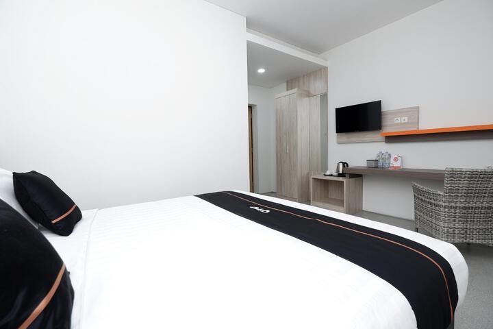 Room 4 of 23