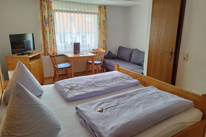 Room 19 of 51
