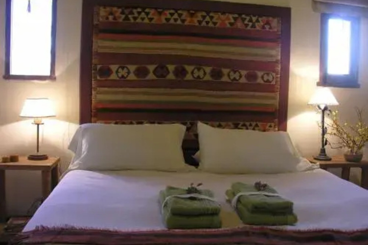 Room 2 of 11