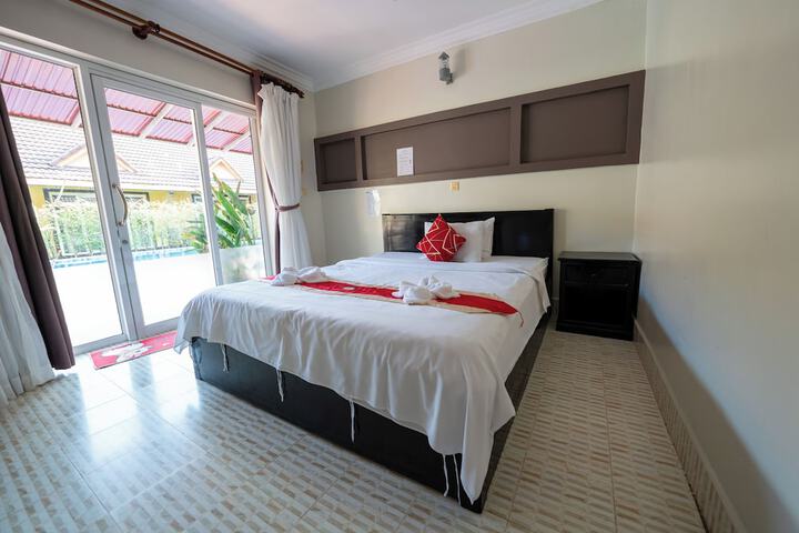 Room 16 of 62
