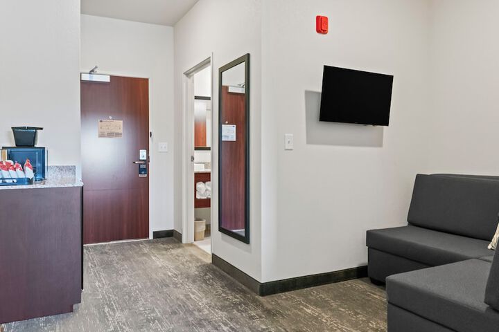 Room 30 of 72