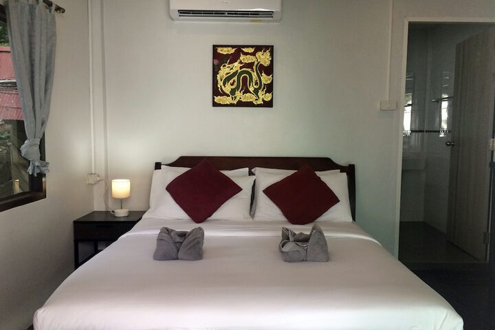 Room 6 of 35