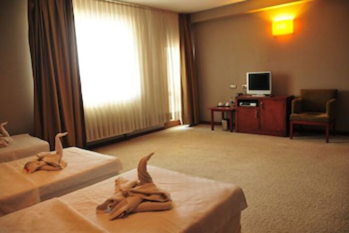 Room 25 of 93