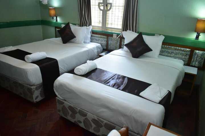Room 4 of 50