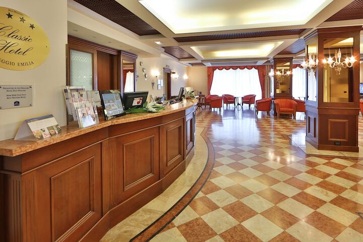 Hotel Interior 4 of 49