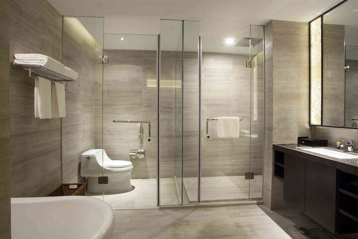 Clean Restrooms
