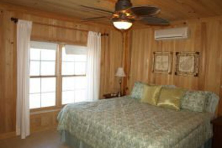 Room 7 of 16