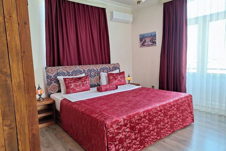 Room 37 of 140
