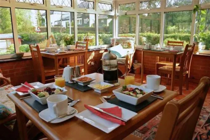 Dining 15 of 15
