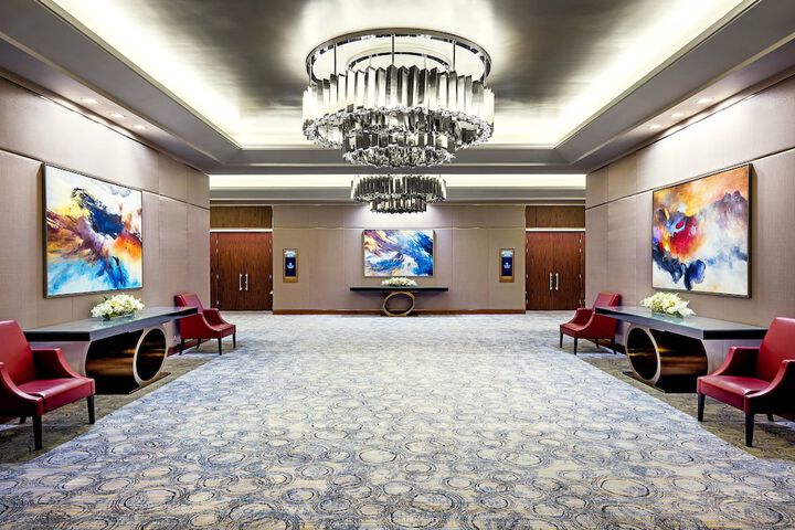 Hotel Interior 80 of 110