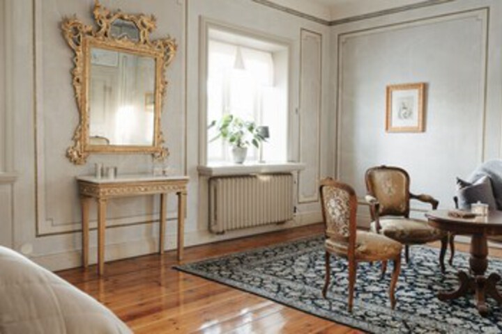 Room 32 of 115
