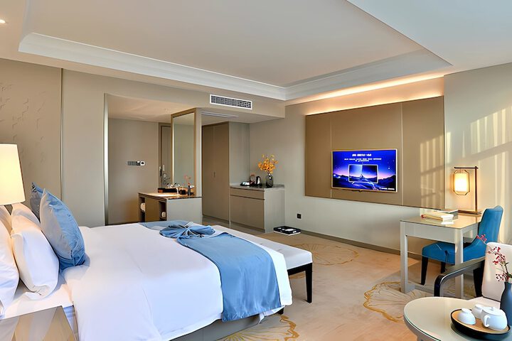 Room 22 of 100