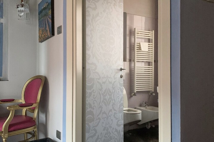 Room 18 of 27