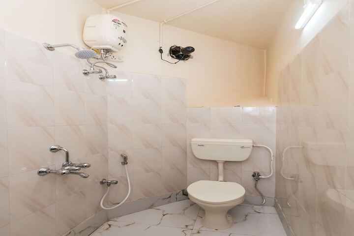 Room 18 of 22