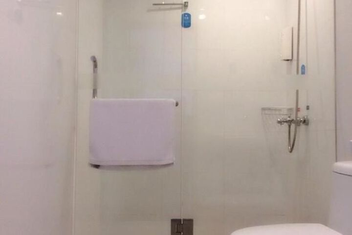 Room 7 of 21