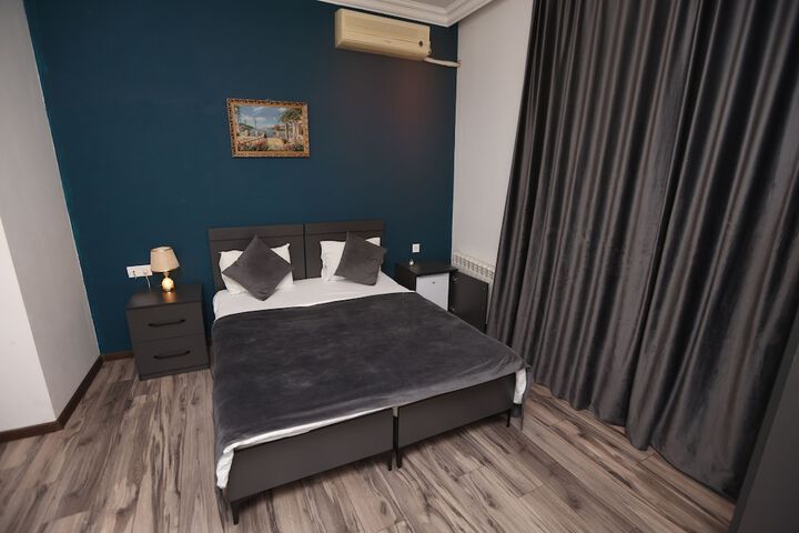 Room 31 of 65