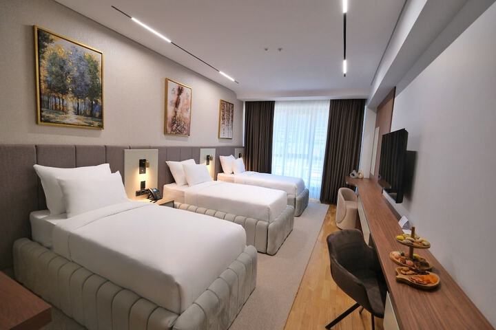 Room 44 of 71