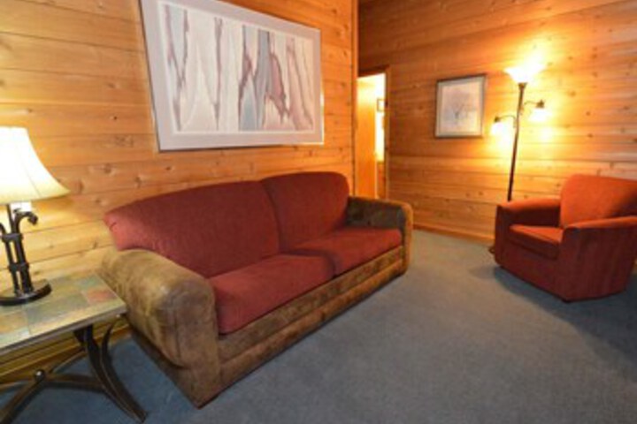 Room 9 of 39